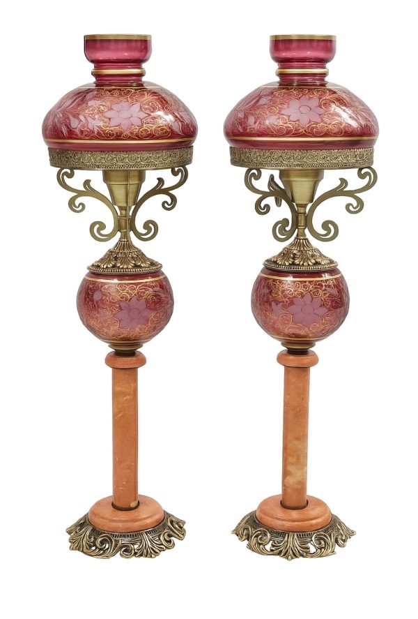 آباژور شیشه ای تراش خورده بلند قرمز