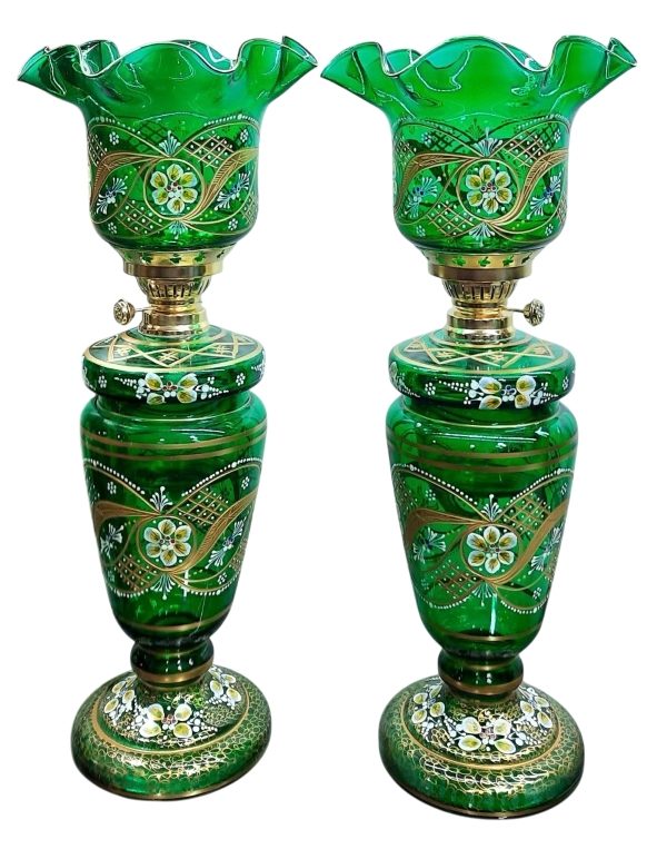 لاله کریمخانی لبچین