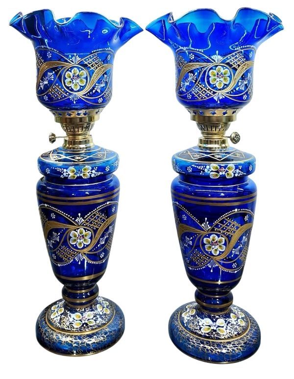 لاله کریمخانی لبچین